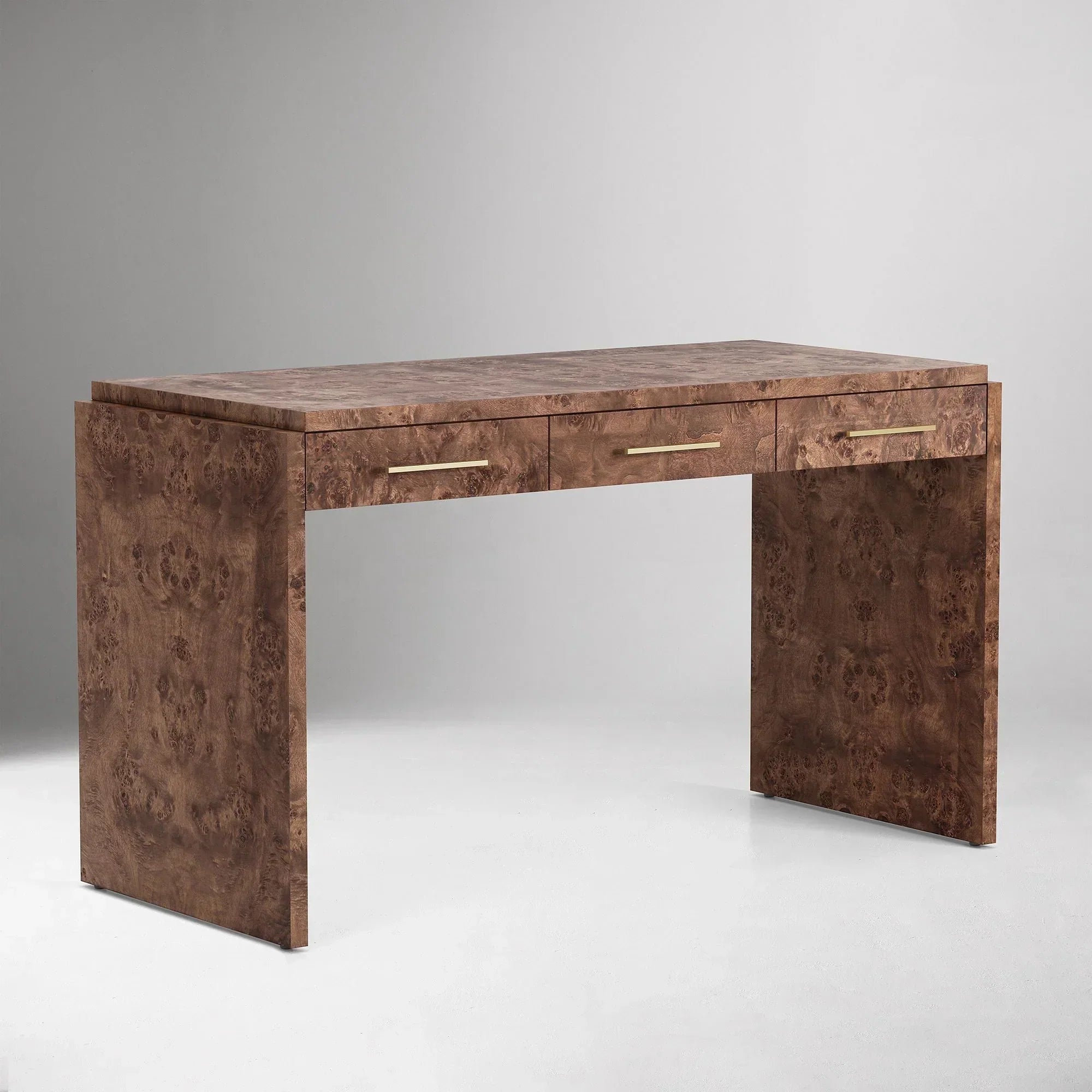 Finlo Desk