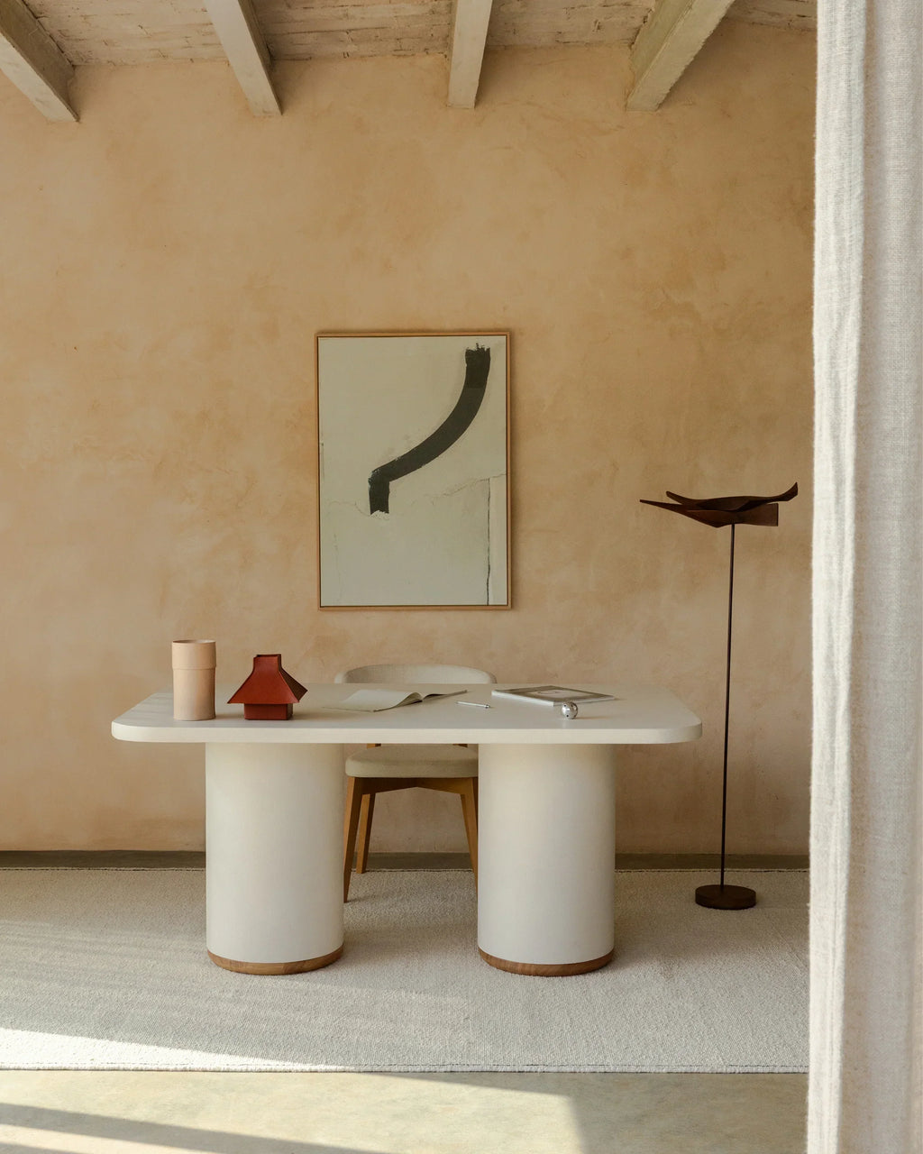 Eloura Dining Table