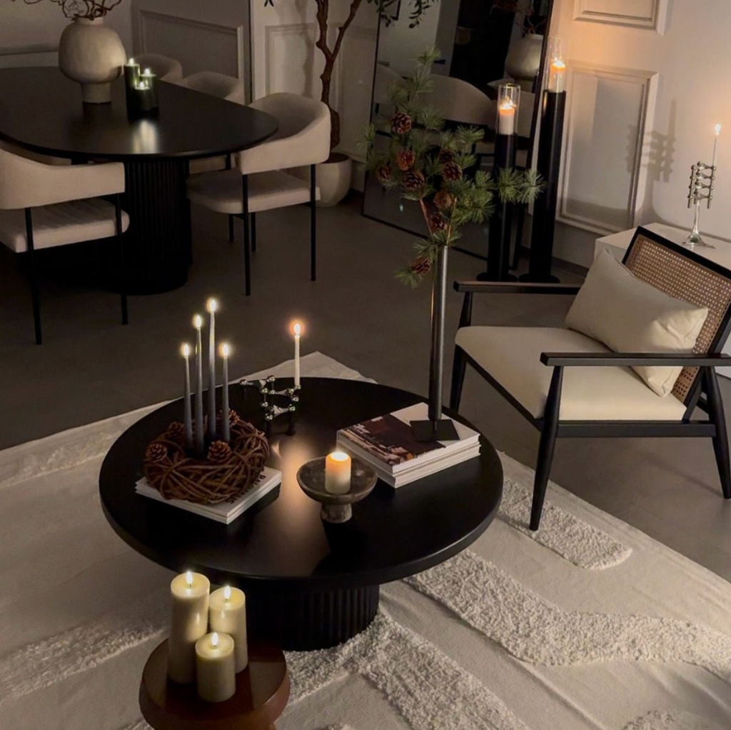 Wilson Noir Living Room Set