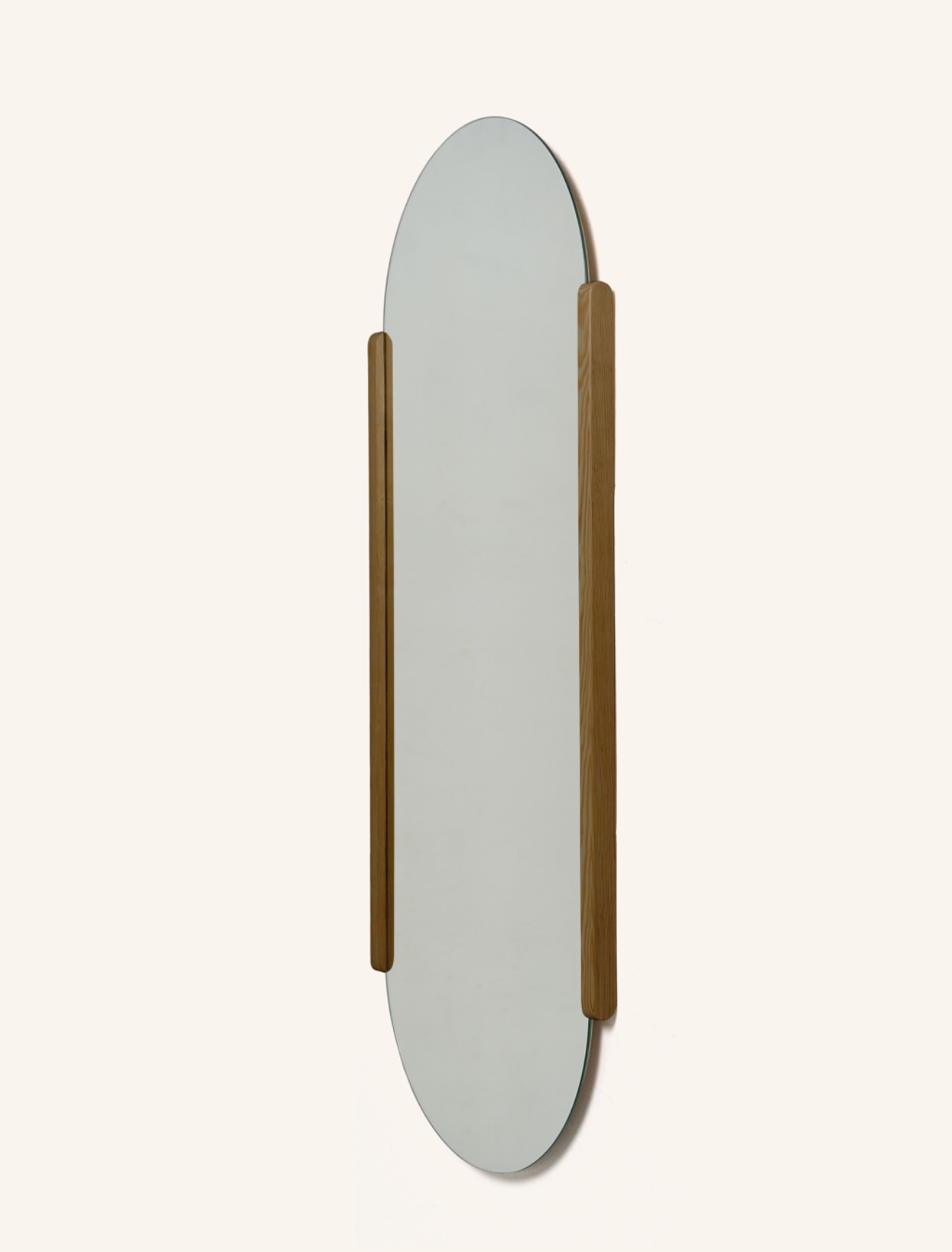 Lina Mirror
