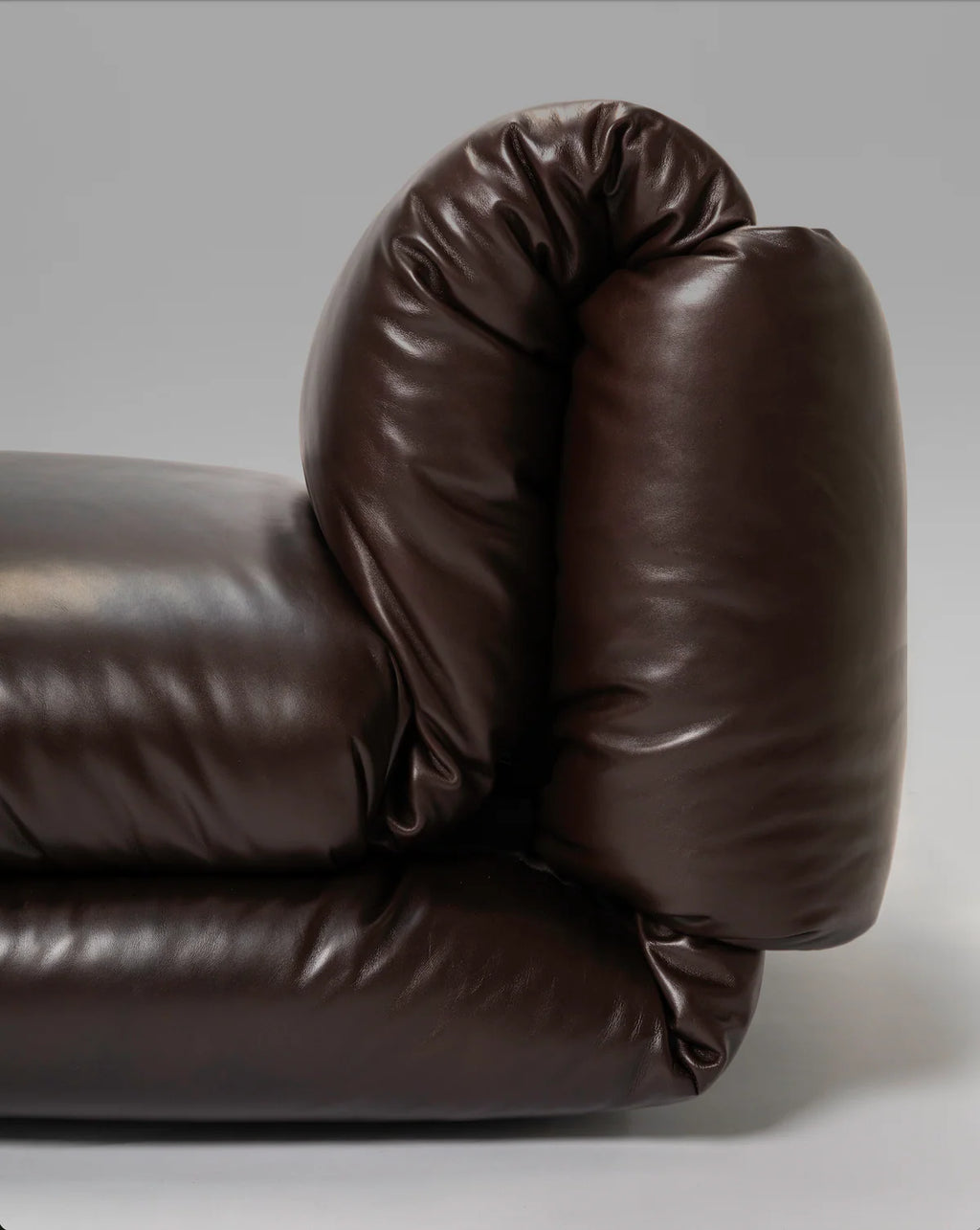 Lowe Chair