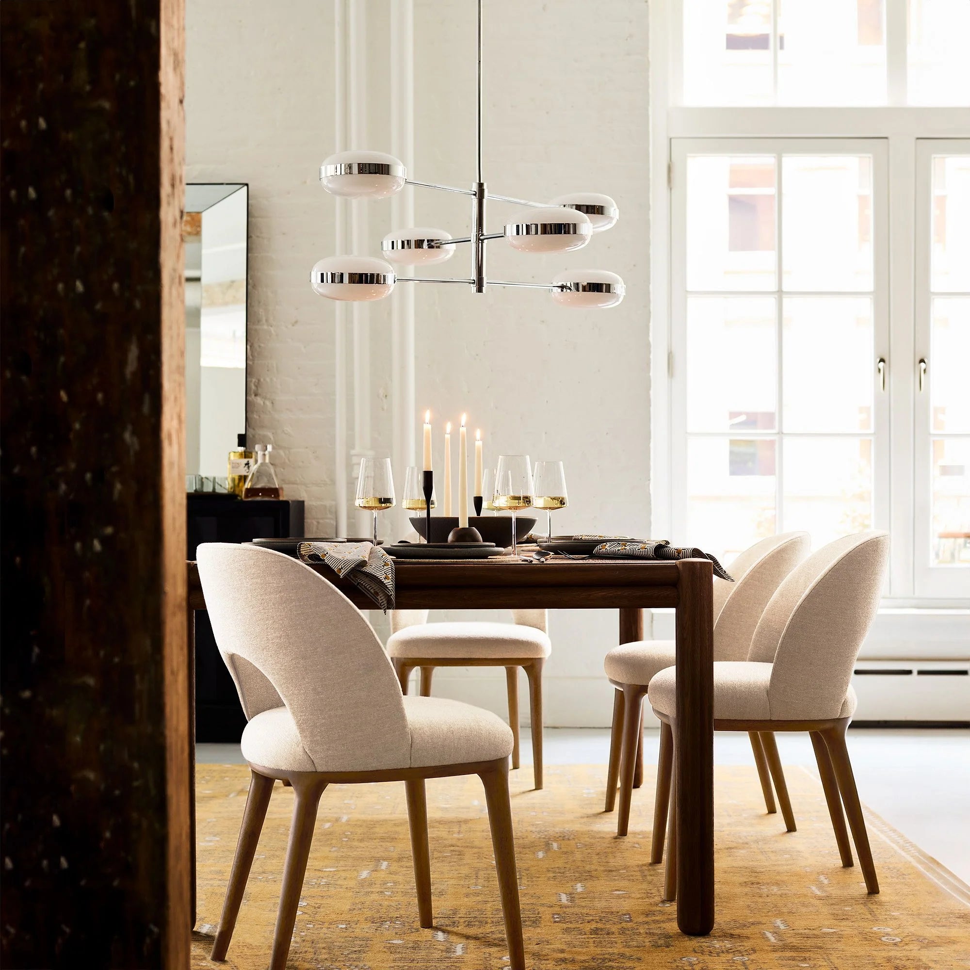 Luna Curve Chair