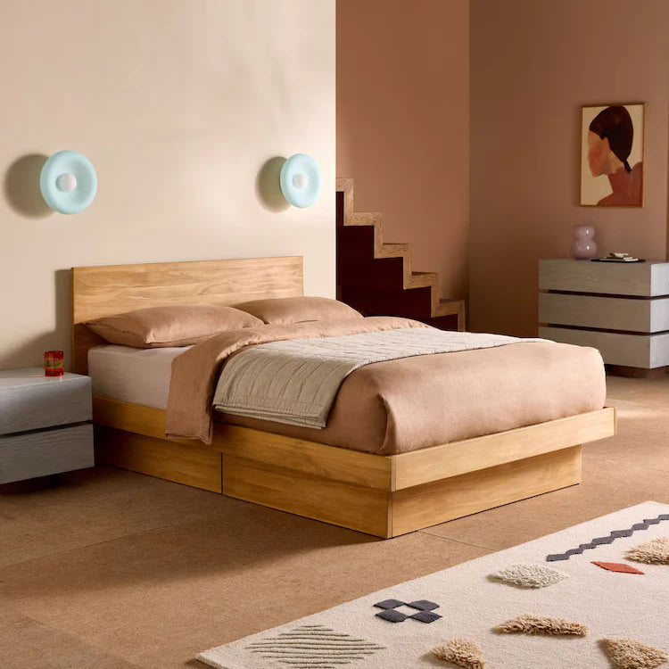 Meiko Bed