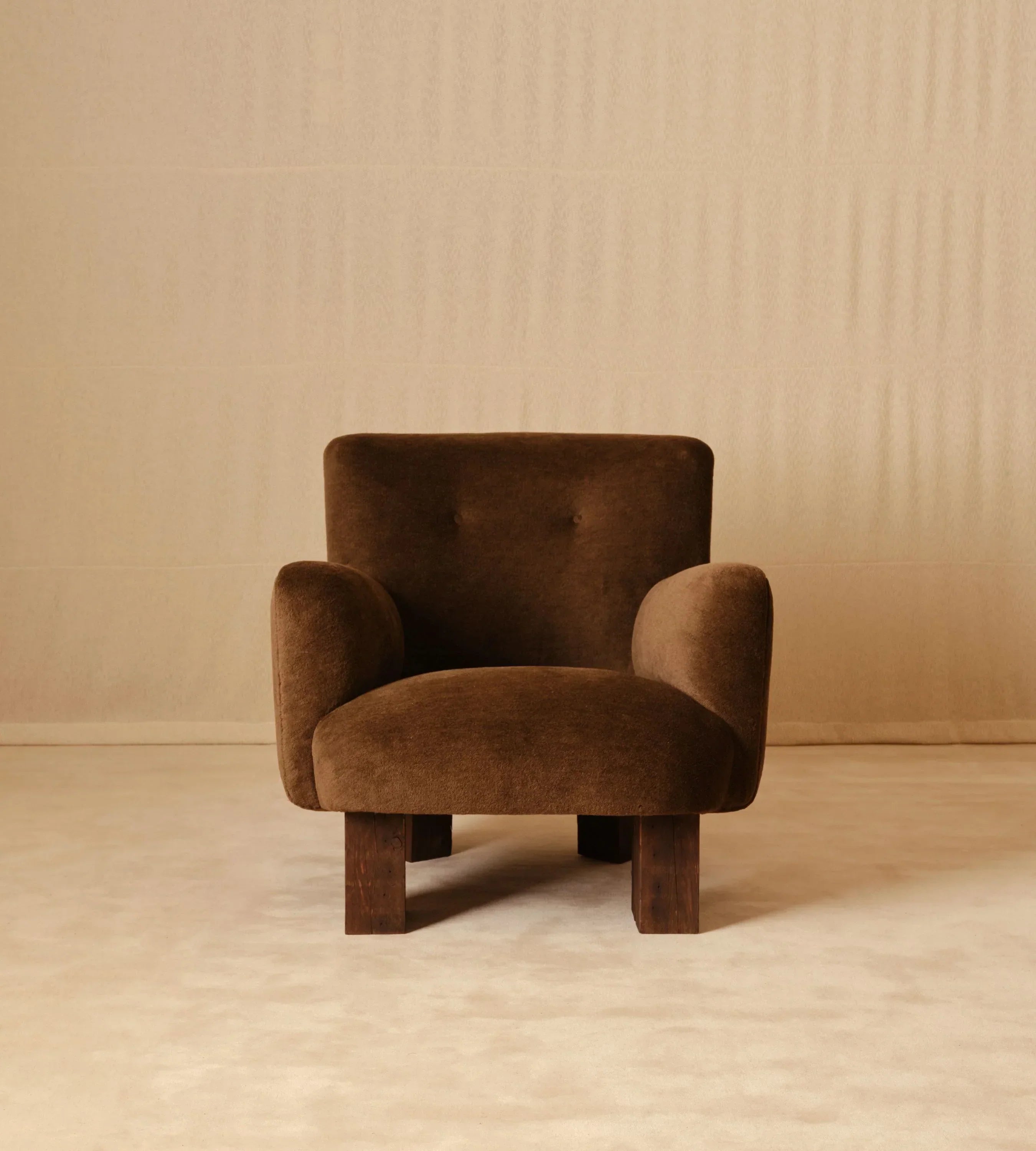 Valdera Armchair